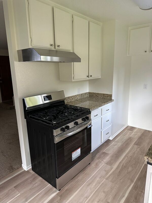 Foto del edificio - 2323 Del Mar Rd