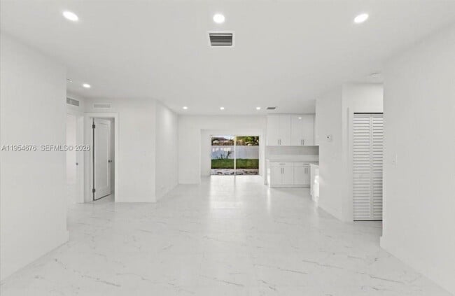 Building Photo - 19320 NW 37th Ave