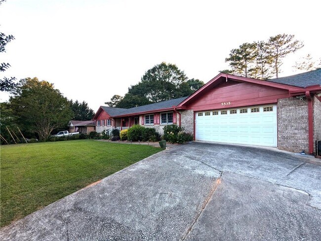 Building Photo - 5535 Five Forks Trickum Rd