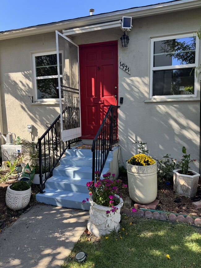 Front Door - 1921 Talmadge St