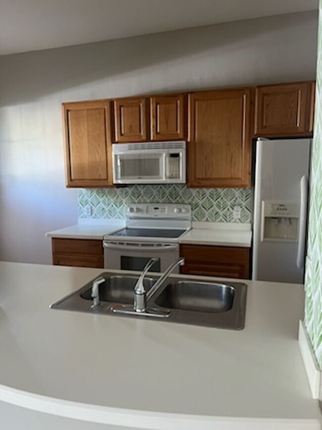 Foto del edificio - 1400 Celebration Ave