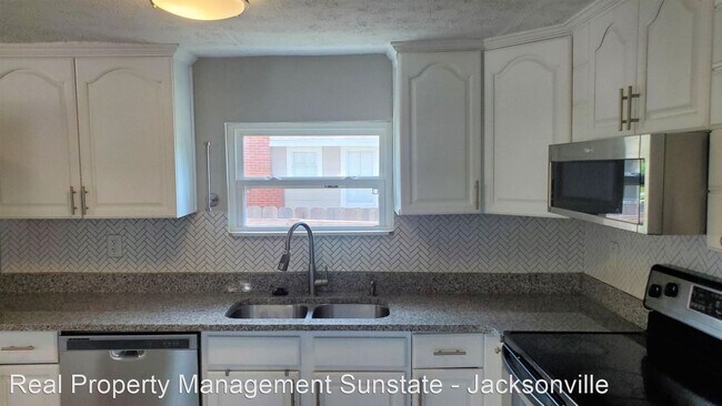 Building Photo - 3 br, 2 bath House - 4416 Beverly Avenue