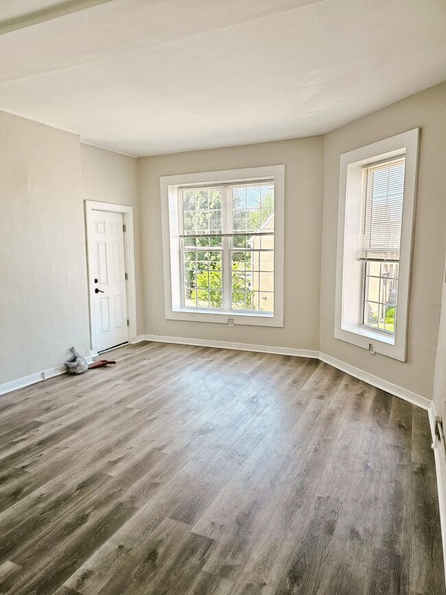 Photo - Central Ave Apartment