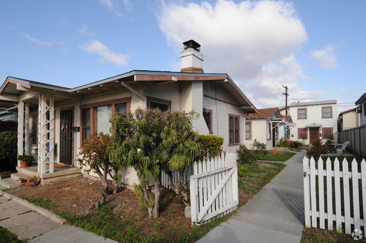 Foto del edificio - 4441 Mississippi St