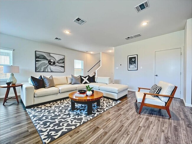 Building Photo - 118 Canley Lp