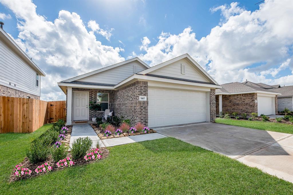 140 Austin St, Angleton, TX 77515 House Rental in Angleton, TX