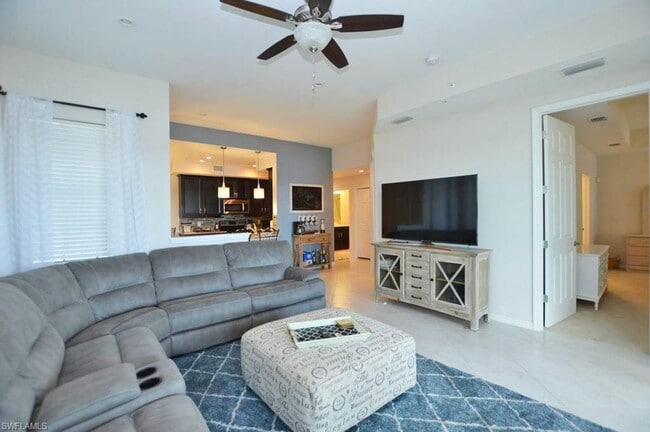 Building Photo - ** PALOMA BEAUTIFUL BONITA SPRINGS BEAUTY READY **  Short Term Rental Available:  Beautifully Fur...
