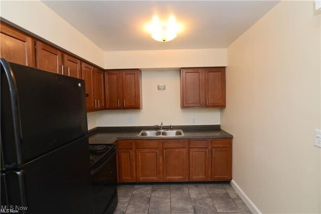 Building Photo - 4498 Washington Square Dr