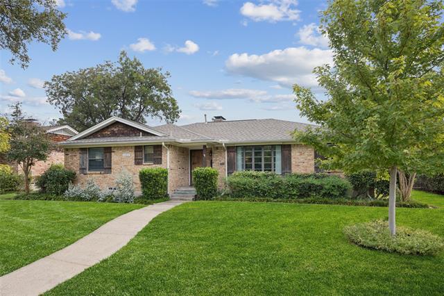 Foto del edificio - 8422 Sweetwood Dr