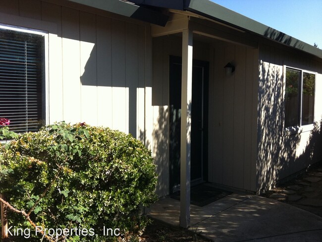 Building Photo - 3 br, 2 bath House - 624 Robin Place