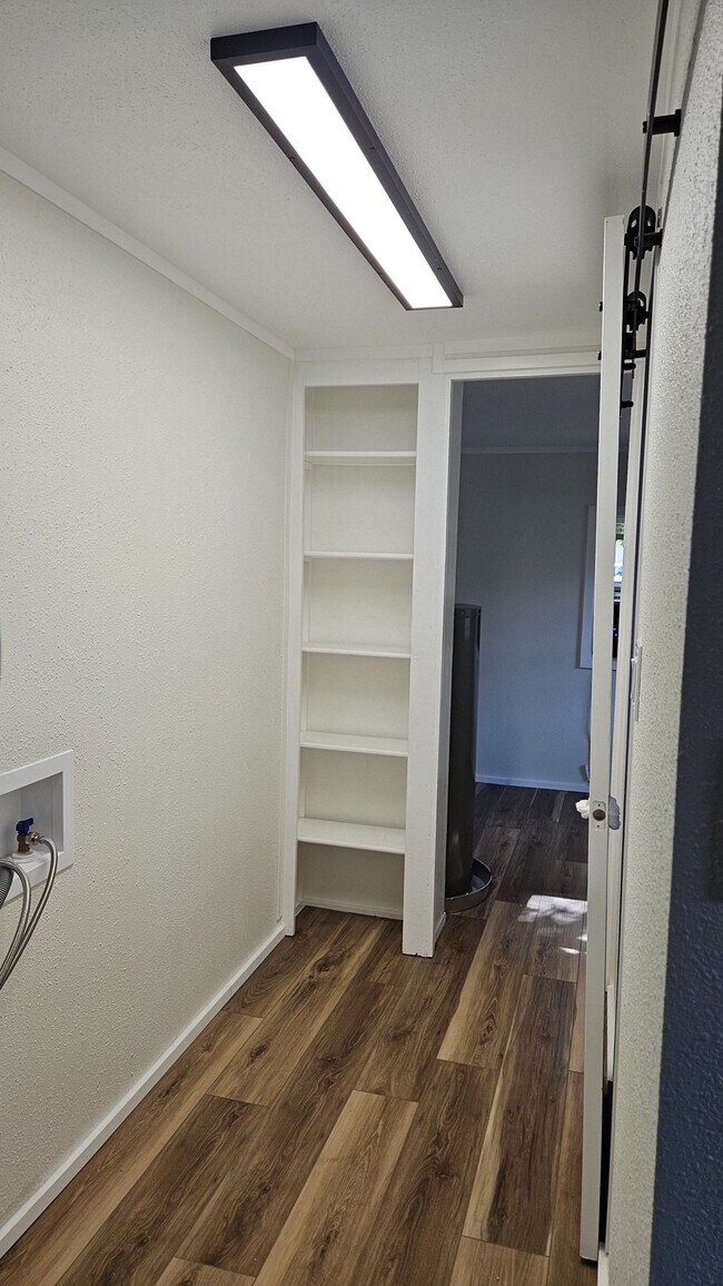 Foto del edificio - 7905 Harwell St