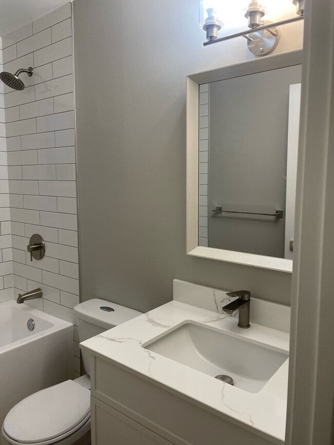 Building Photo - Two bed one bath upper right