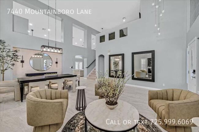 Foto del edificio - 7440 Mountainboro