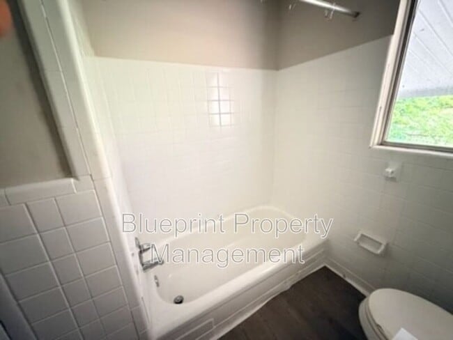 Foto del edificio - 3736 Oak Ave SW