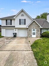 Building Photo - 1505 SW Highland Dr