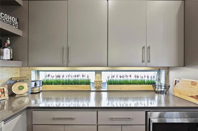 Foto del edificio - 1911 Summit Ave