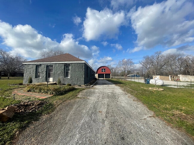 Foto del edificio - 1705 Buena Vista Ave