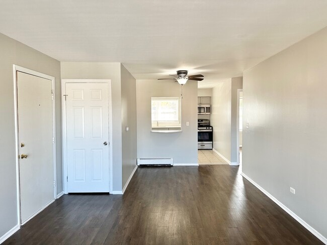 Foto del edificio - 9203 Monroe Ave