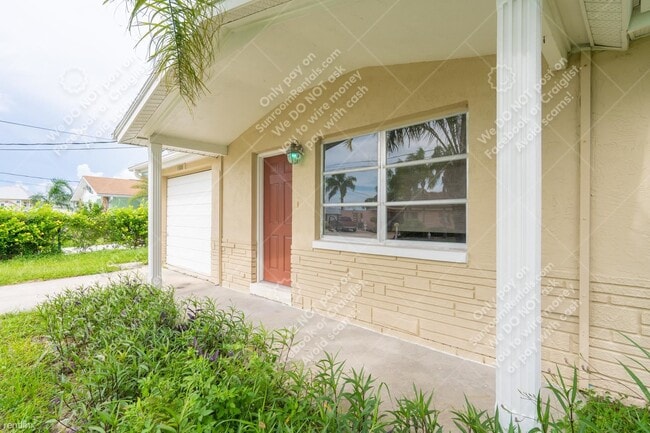 Building Photo - 2 br, 2 bath House - 13818 Malcolm Ave