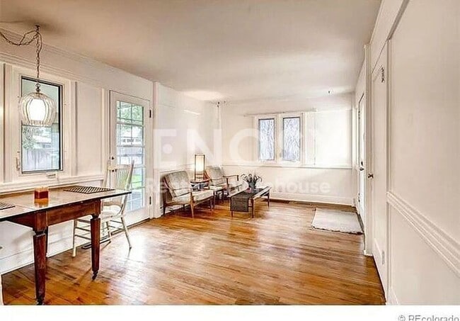 Photo - Charming 2 Bed 1 Bath in Great Neighborhood! House