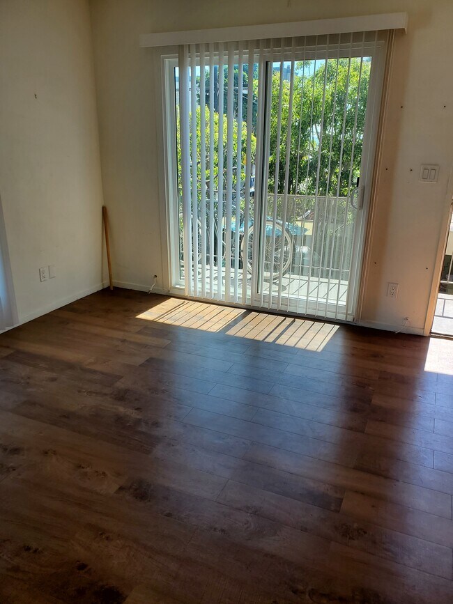 room - 15 19th Ave