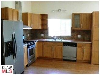  - 1419 Allesandro St