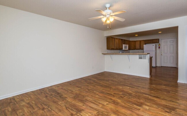 Foto del edificio - 206 E 20th St