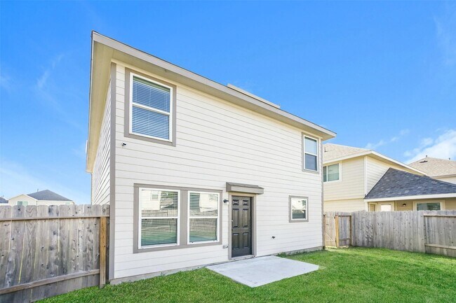 Building Photo - 4927 Sweet Chestnut Ln