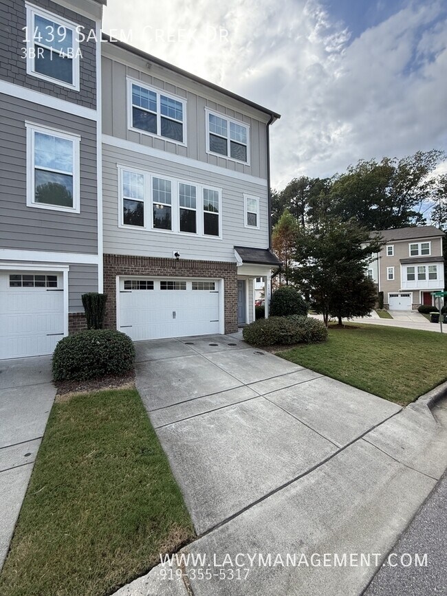 Foto del edificio - 1439 Salem Creek Dr