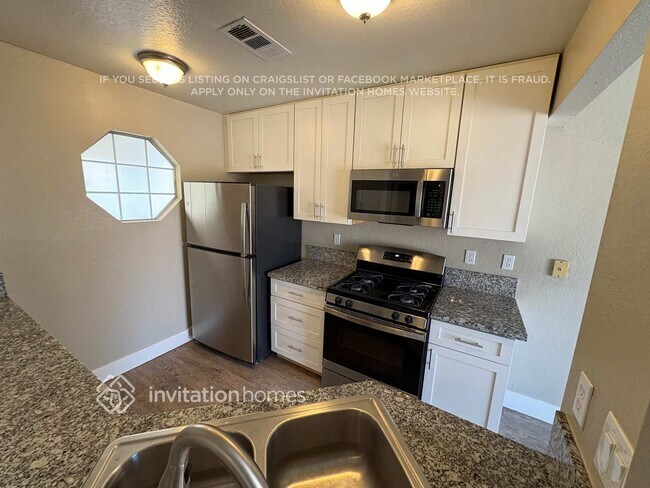 Building Photo - 1413 Braided Mane Cir