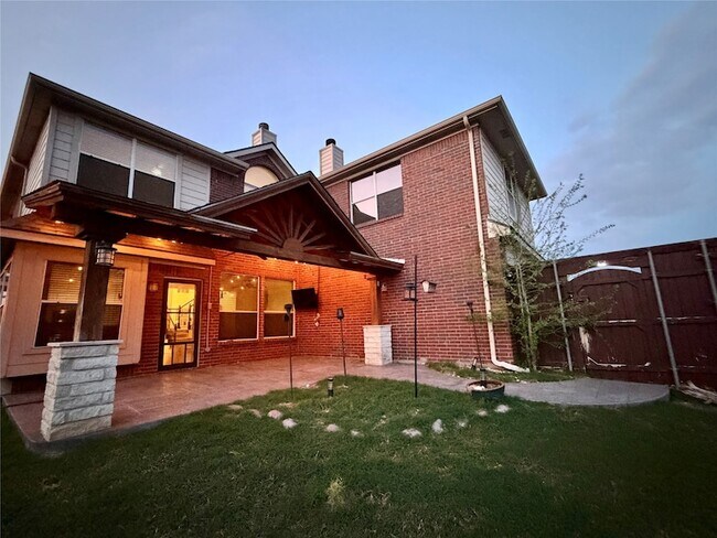 Foto del edificio - 9705 Hickory St