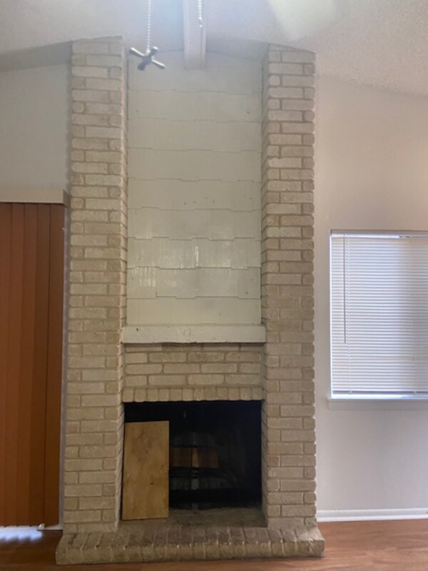 Building Photo - 9515 Bowen Dr