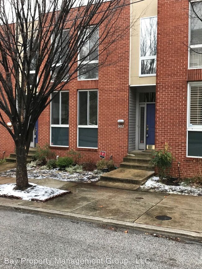 Building Photo - 3 br, 3 bath House - 907 Covington St
