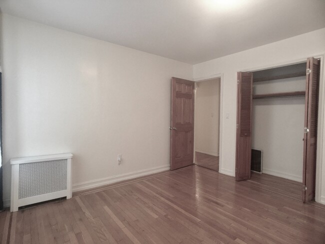 Building Photo - 183 Pinehurst Ave
