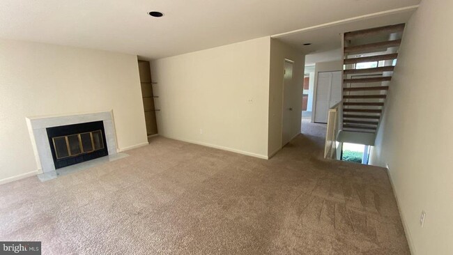 Foto del edificio - 5502 Vantage Point Rd