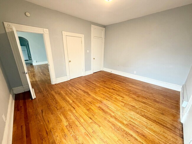 Building Photo - 3514 3rd St