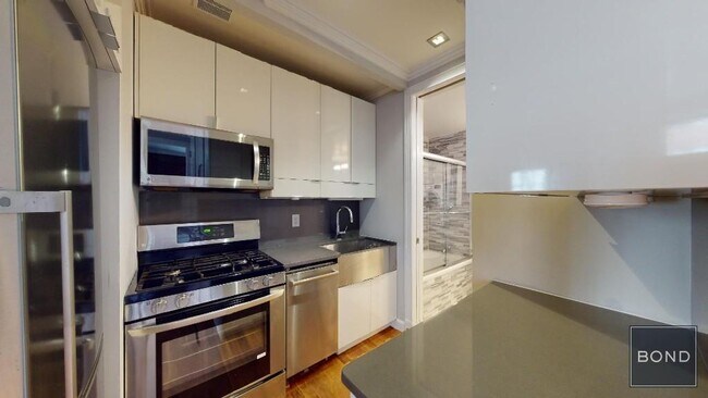 Foto del edificio - 213 E 26th St