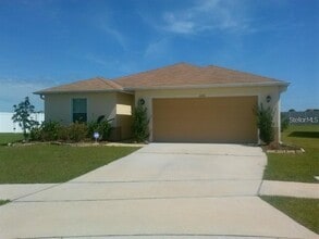 Building Photo - 1640 Strathmore Cir