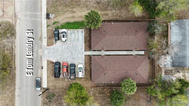 Foto del edificio - 18 E St