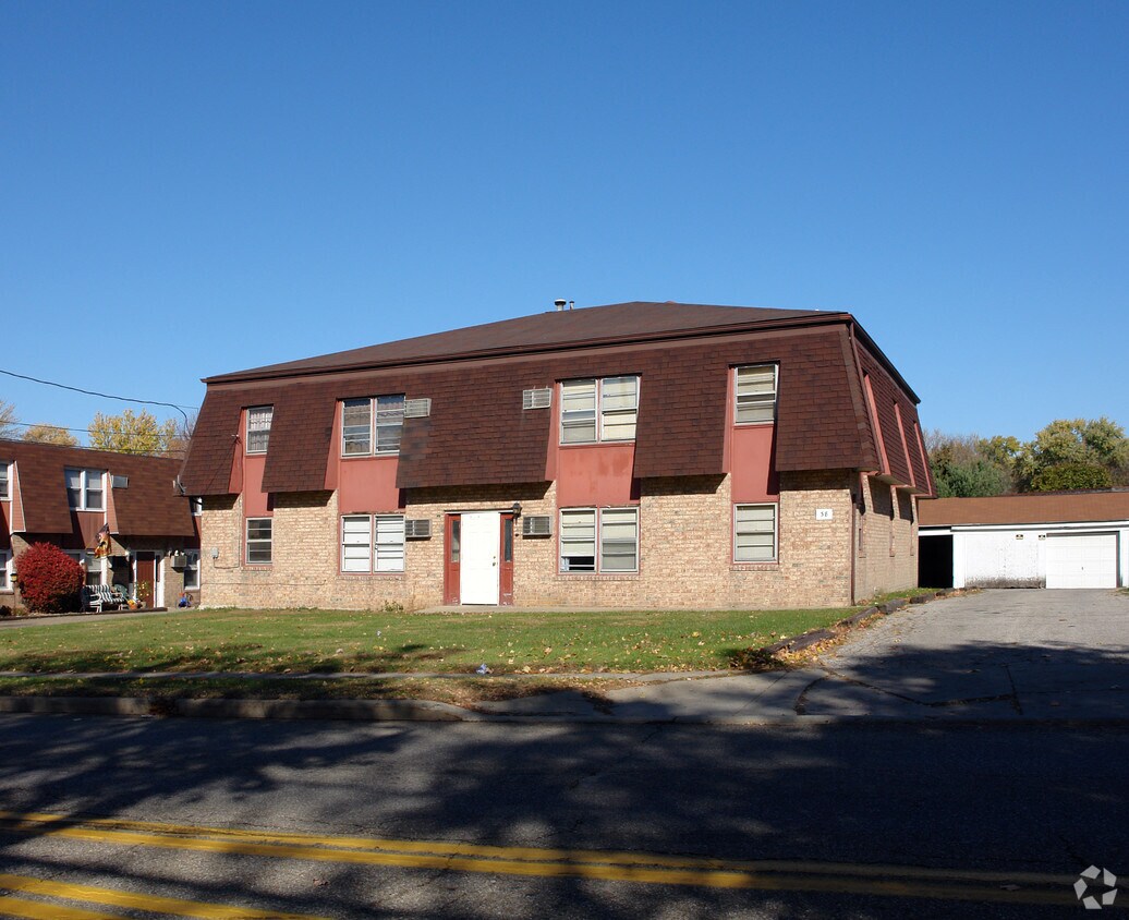 Foto del edificio - 38 Shields Rd