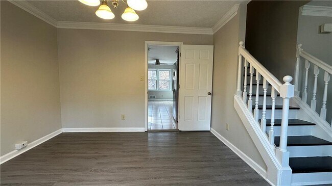 Foto del edificio - 1645 Bill Murdock Rd