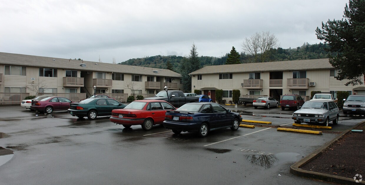 Building Photo - 555 W Agee St
