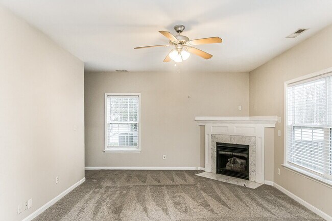 Building Photo - 320 Jewel Haven Way