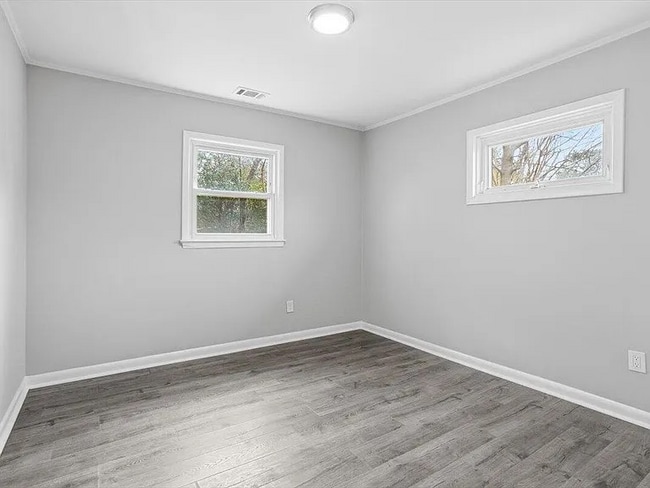 Building Photo - 1312 Clermont Rd