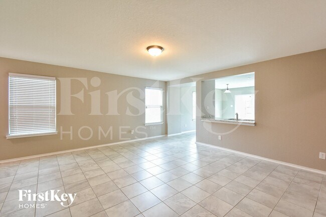 Building Photo - 8414 Piedras Crk