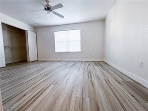 Building Photo - 8101 W Flamingo Rd