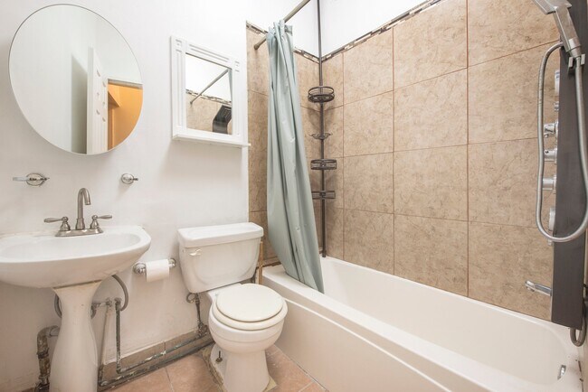 Foto del edificio - 607 W 138th St