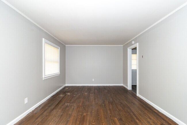 Foto del edificio - 4802 Inskip Rd