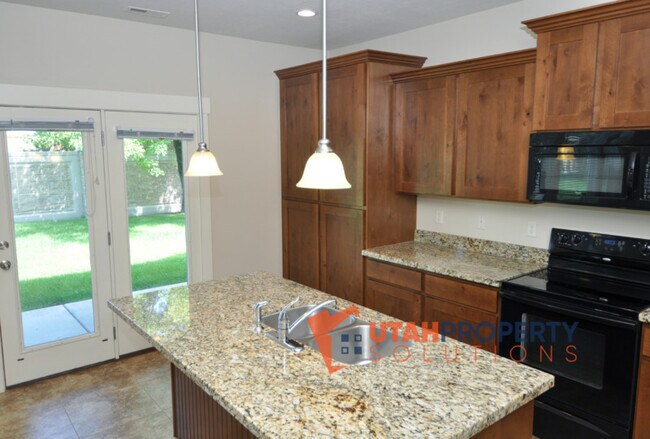 Photo - 1752 Winford Dr Townhome