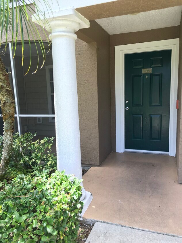 Foto principal - 7417 Vista Way